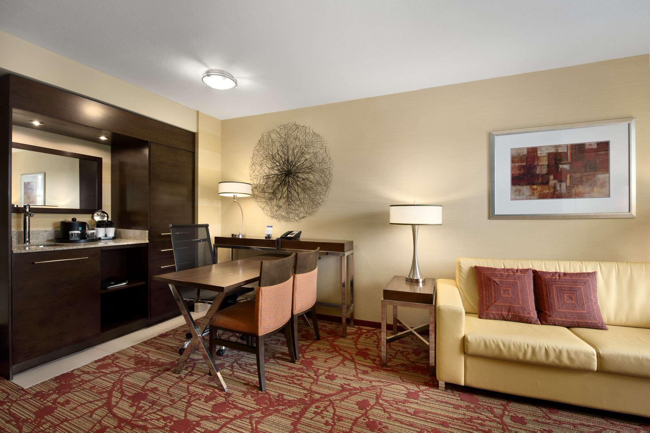 Embassy Suites Atlanta - Kennesaw Town Center Bilik gambar