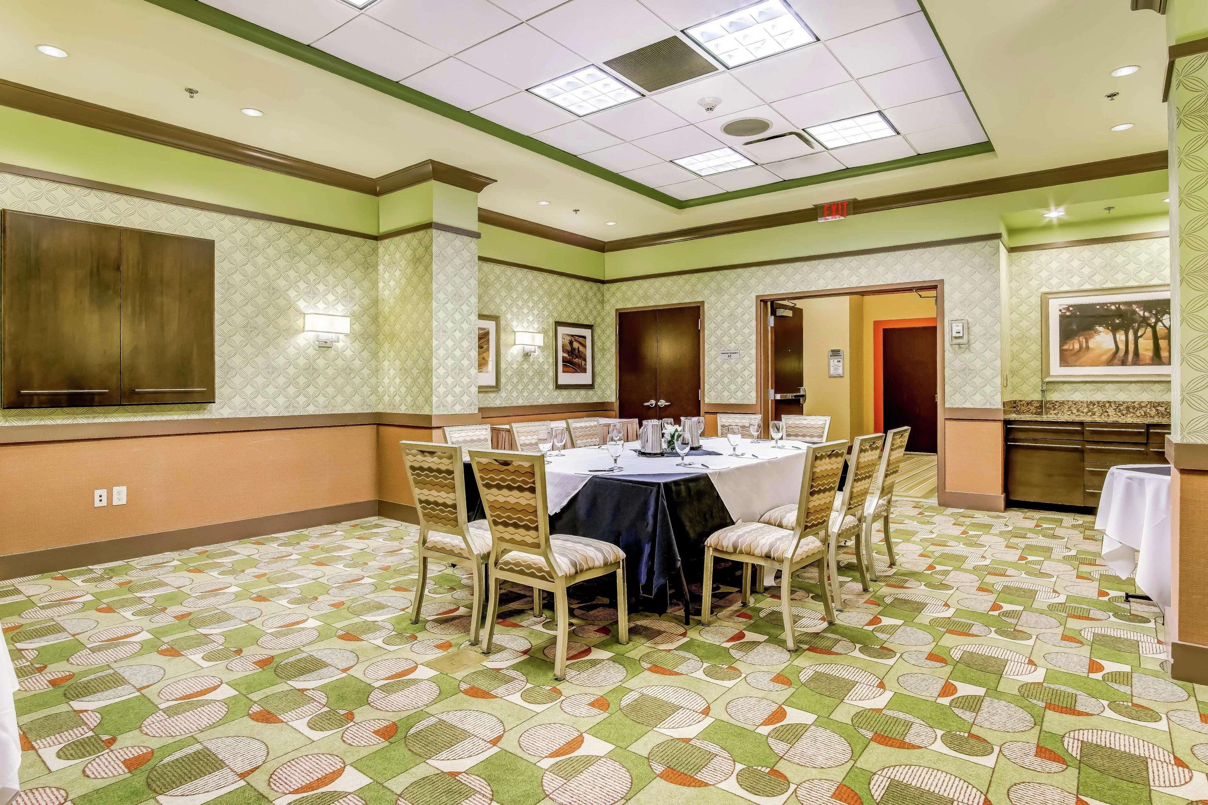 Embassy Suites Atlanta - Kennesaw Town Center Luaran gambar